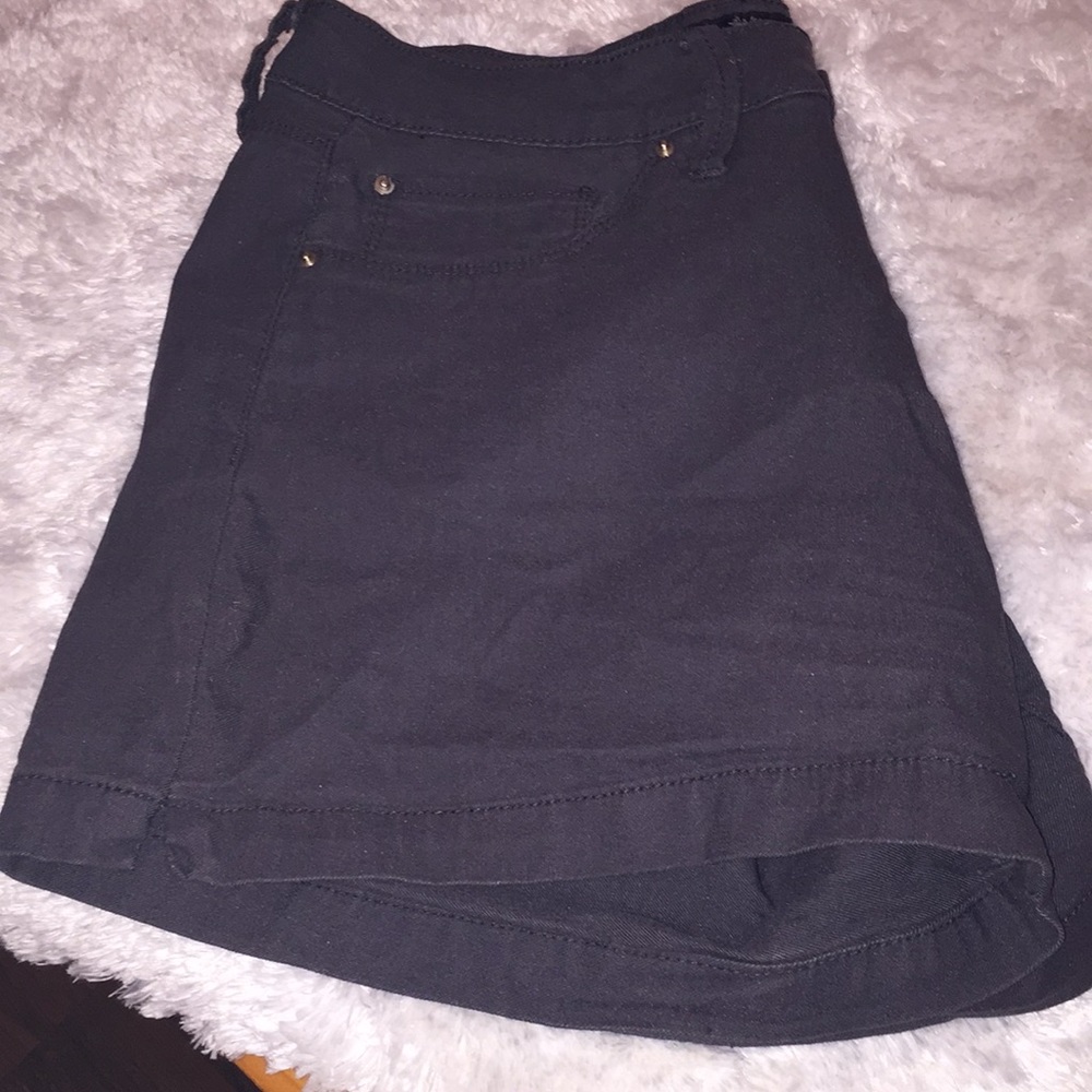 Royalty Short